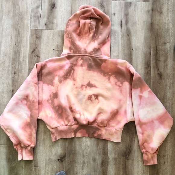 Aritzia, TNA, Cozy, Perfect Shrunken Cropped Hoodie, Womans, Tie Dye, Size M - Picture 6 of 15